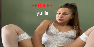 yuilia in white stocking and lingerie pee